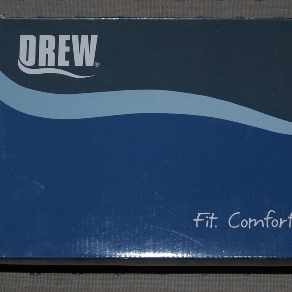 women's, shoes, leather, size 9, velcro closure,